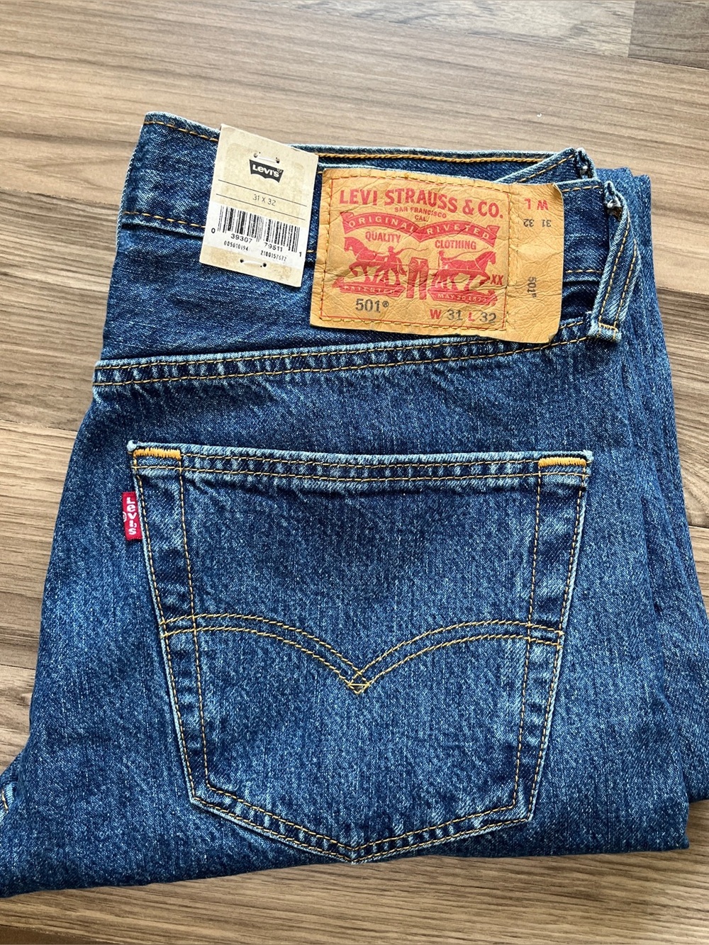 Levi’s 501 Original Straight Leg Button Fly Jeans Medium Blue Denim Men’s 31x32